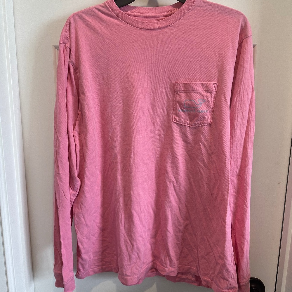 Vineyard Vines LS T-shirt & key chain